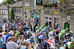 tour de france main st 3 sm.jpg